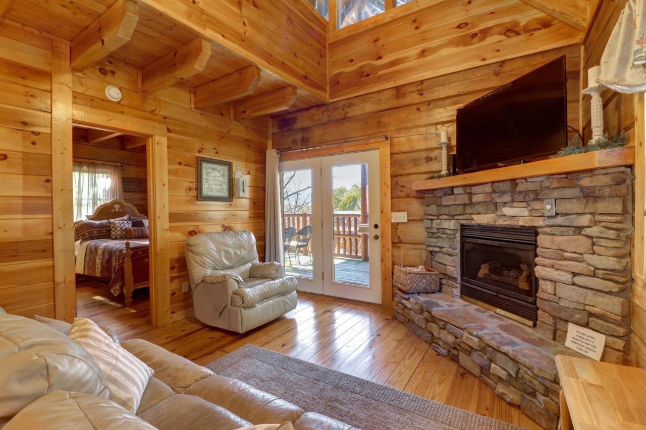 Peaceful Setting Cabin Βίλα Pigeon Forge Εξωτερικό φωτογραφία