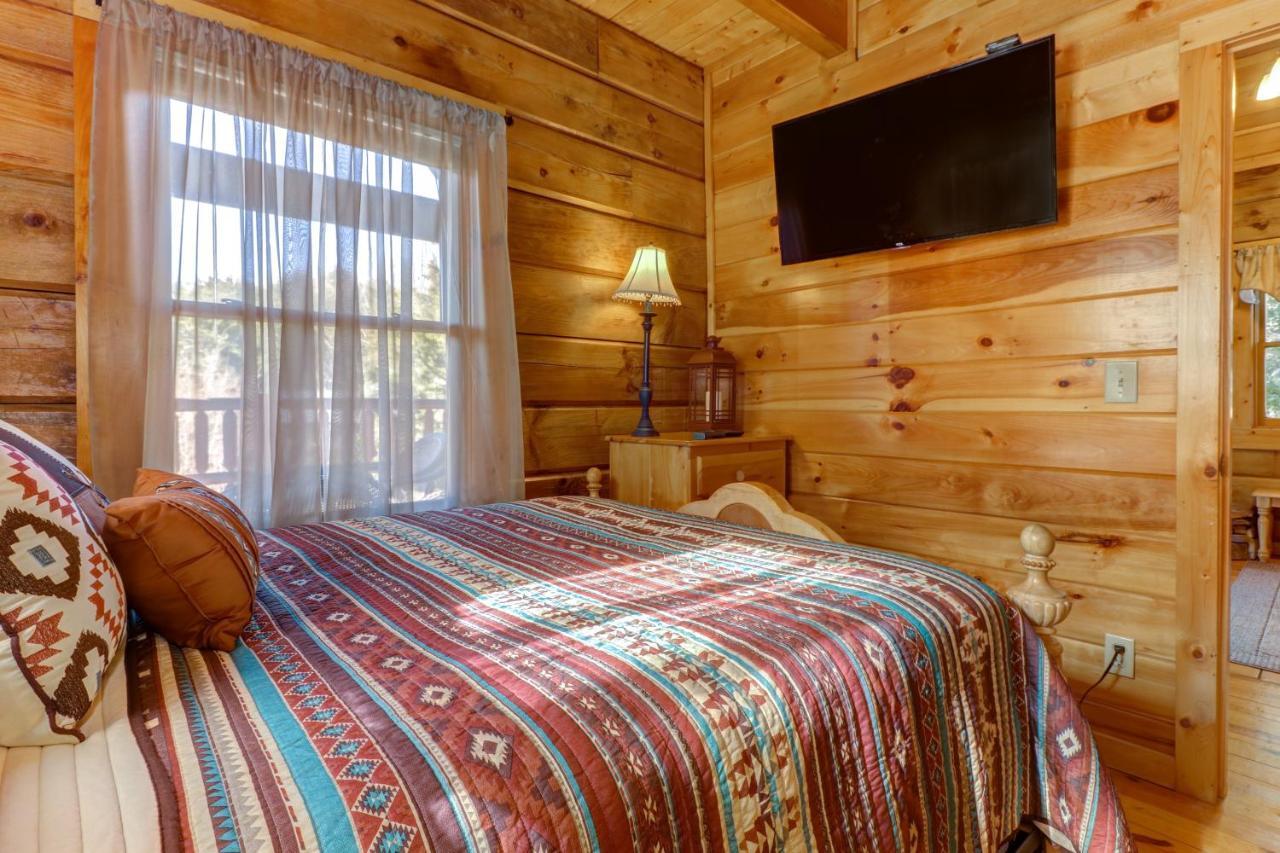 Peaceful Setting Cabin Βίλα Pigeon Forge Εξωτερικό φωτογραφία